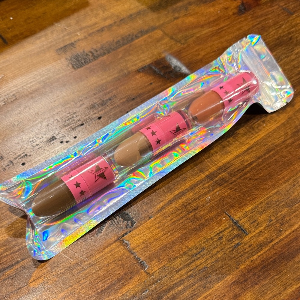 Jeffree Star Mini Lipstick Set - Brown, Nude, Peach Shades